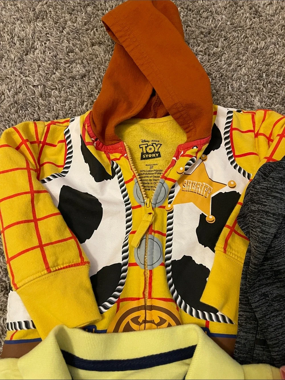 Nike, Toy Story , Carter crews and shorts 3t boys bundle
